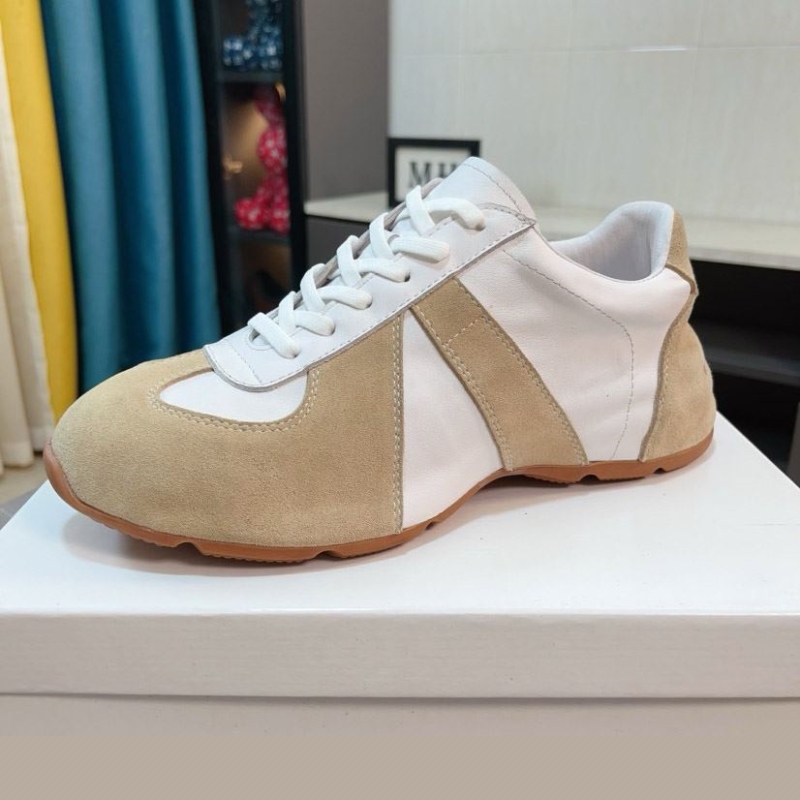 G*u*i casual shoes